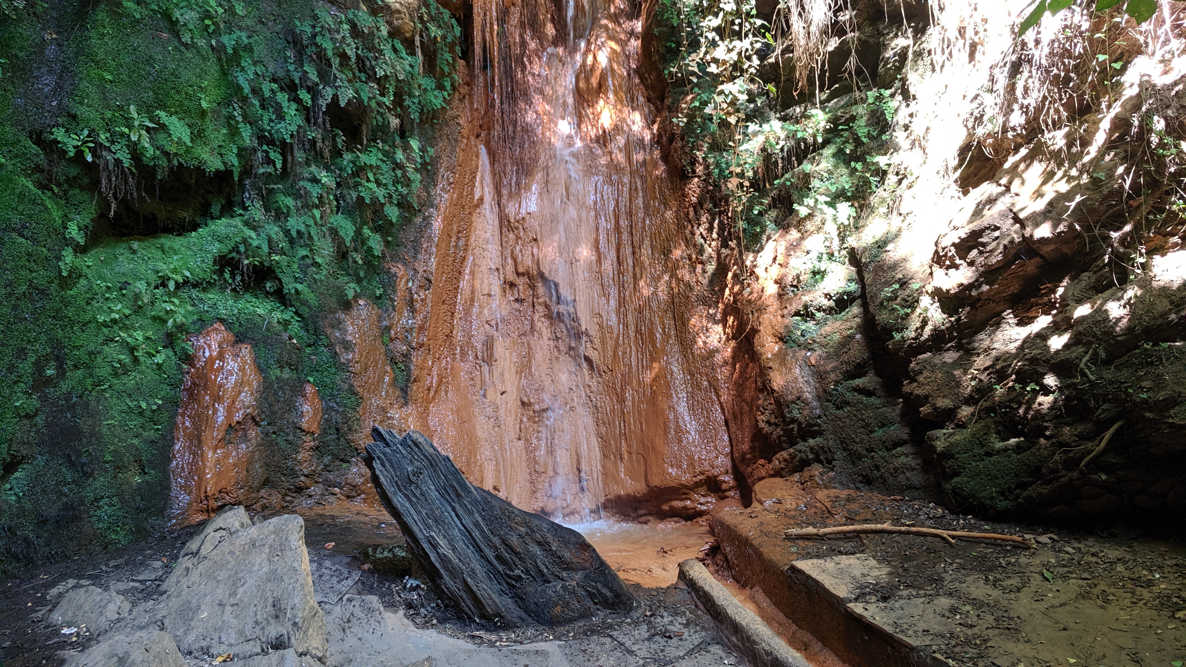 Iron waterfall